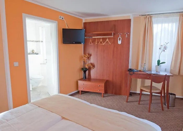 Aristo Hotel